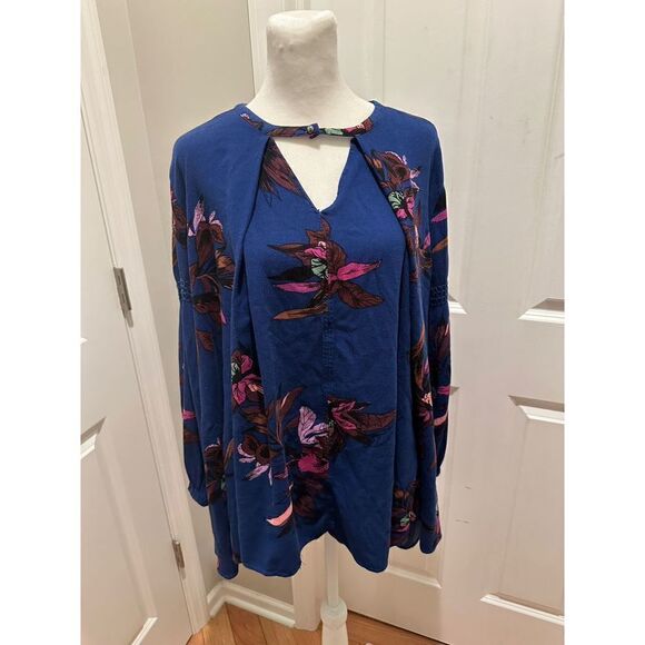 Free People Women's Small Blue Floral Long Sleeve Oversized Tunic Top Rayon - Picture 1 of 9